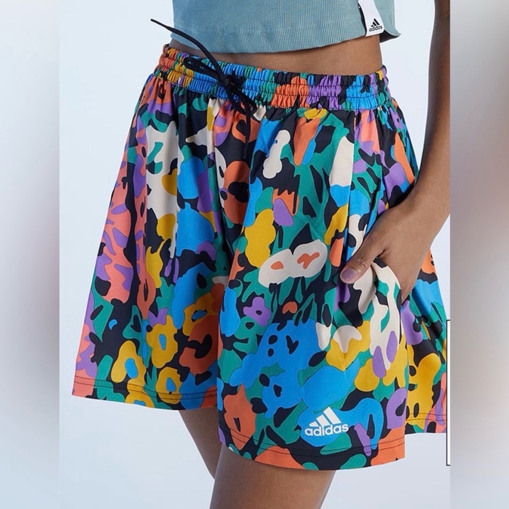NWT Adidas Multicolor Print Athletic Skort with Integrated Shorts